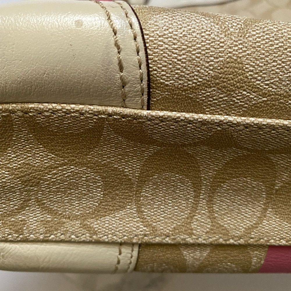 Coach Chelsea Heritage Pink and Tan . F14477 tote bag. - Picture 7 of 10